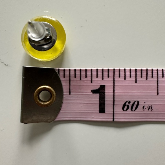 Harry Potter and Hufflepuff Earrings Badger Yellow Silver Black Round Post Back - Picture 6 of 12